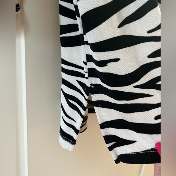 Chico’s Traveler’s Style Black & White Flowy Blouse Women’s Size Large - Picture 6 of 15